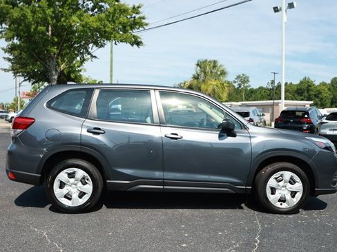 Used 2023 Subaru Forester AWD/4WD image 4