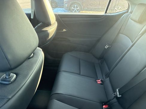 Used 2023 Lexus ES 350 w/ Premium Package image 17