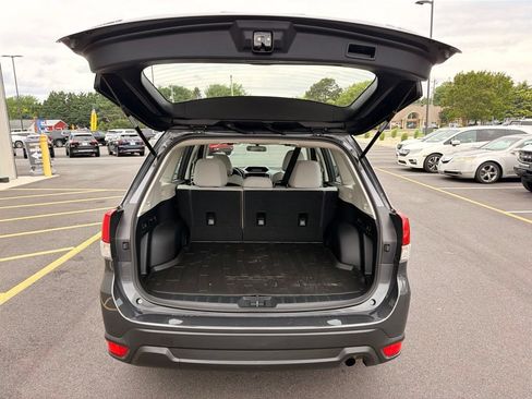 Used 2022 Subaru Forester AWD/4WD image 17