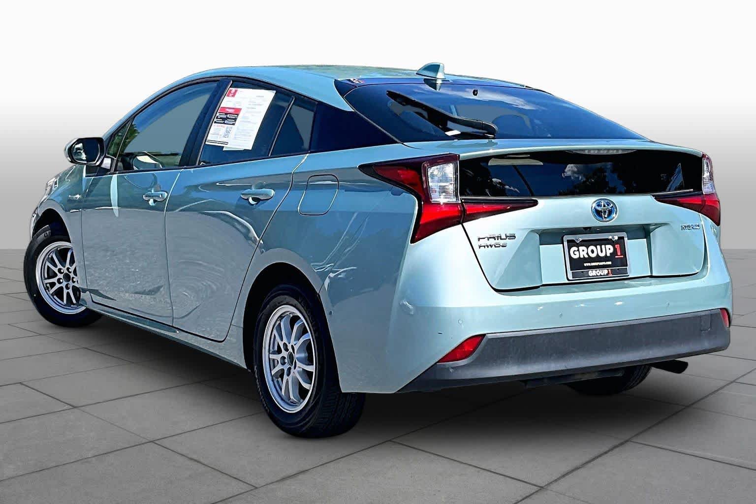 Used 2021 Toyota Prius LE w/ Carpet Mat Package (TMS) AWD/4WD image 11