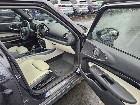 Used 2022 MINI Cooper Clubman John Cooper Works image 12