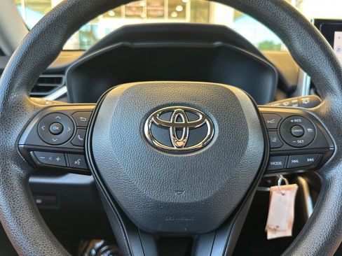 Certified 2023 Toyota RAV4 LE AWD/4WD image 26
