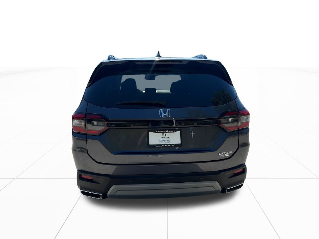 Certified 2025 Honda Pilot Touring image 7