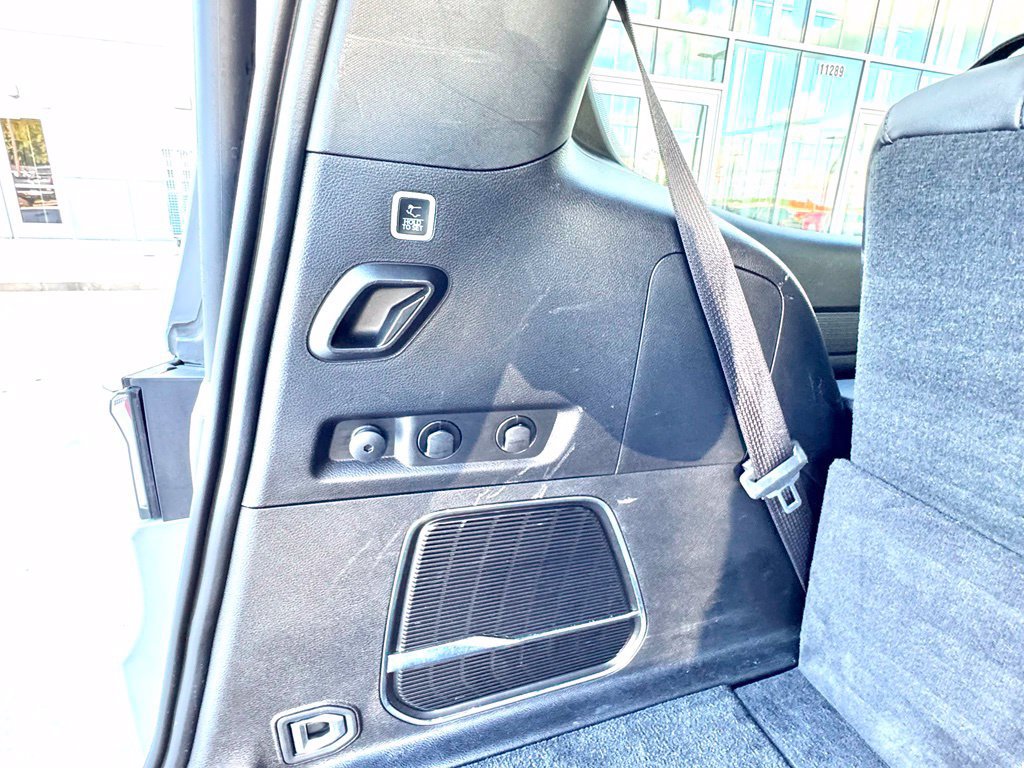 Used 2025 Jeep Wagoneer Series II AWD/4WD image 26