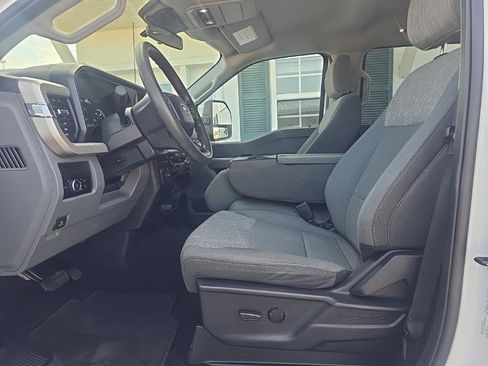Used 2024 Ford F250 XLT image 13