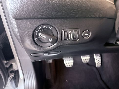 Used 2022 Dodge Challenger R/T Scat Pack image 10