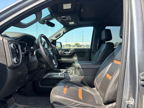 Used 2021 GMC Sierra 1500 AT4 w/ Technology Package AWD/4WD image 10