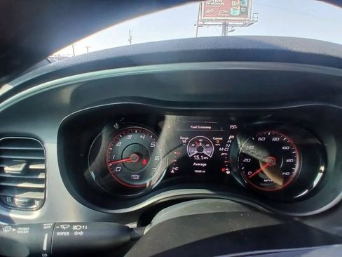 Used 2019 Dodge Charger SXT w/ Blacktop Package RWD image 28