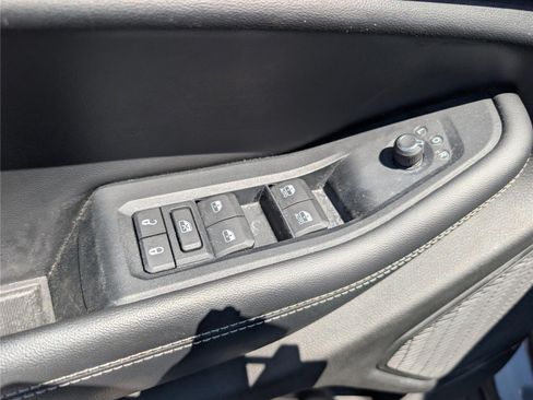 Used 2023 Jeep Grand Cherokee Altitude AWD/4WD image 20