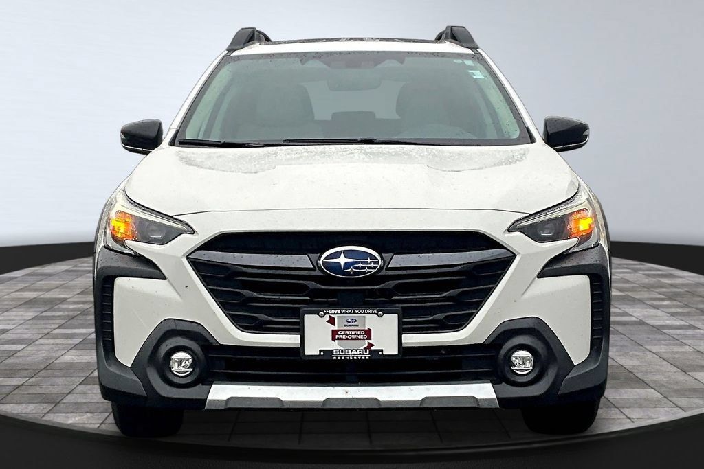 Used 2024 Subaru Outback Limited AWD/4WD image 2
