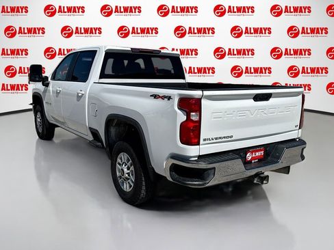 Used 2020 Chevrolet Silverado 2500 LT w/ Advanced Trailering Package AWD/4WD image 8
