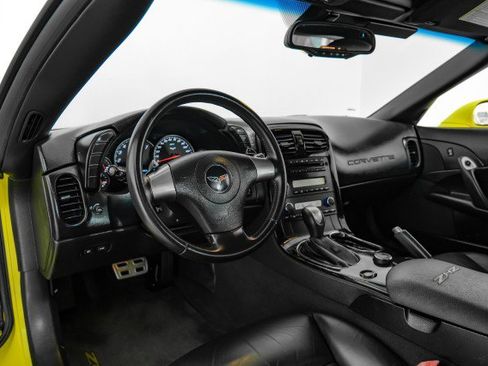 Used 2008 Chevrolet Corvette Coupe image 12