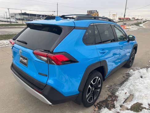 Used 2019 Toyota RAV4 Adventure image 5