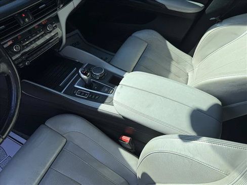 Used 2015 BMW X5 M AWD/4WD image 11