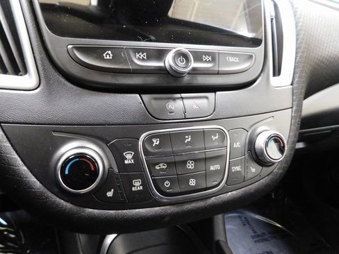 Used 2023 Chevrolet Malibu LT image 25