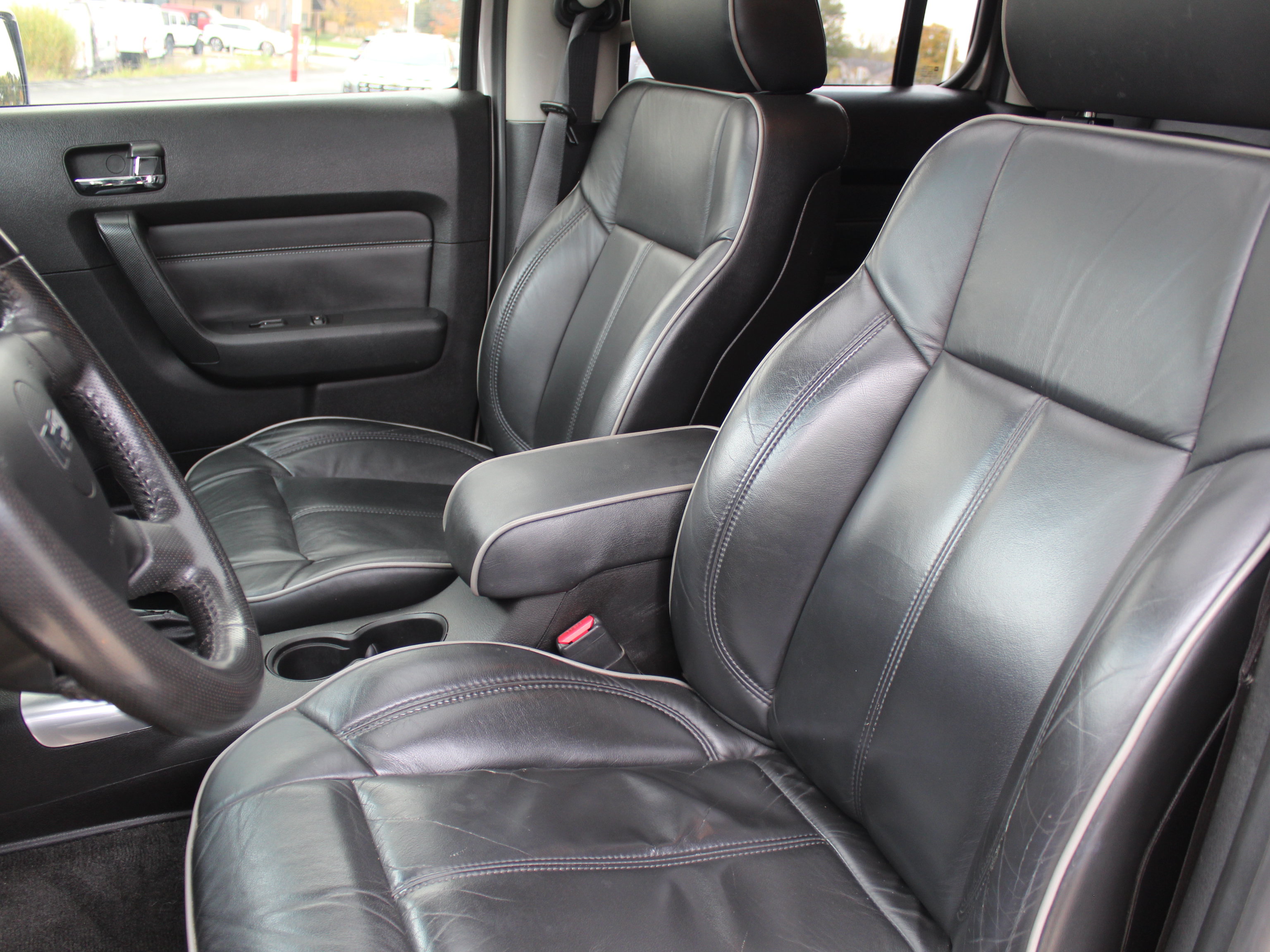 Used 2007 HUMMER H3 AWD/4WD image 13