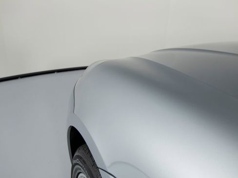 Certified 2019 Porsche Macan AWD/4WD image 42