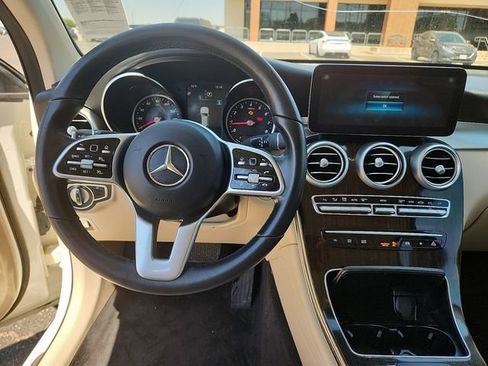 Used 2022 Mercedes-Benz GLC 300 4MATIC image 12