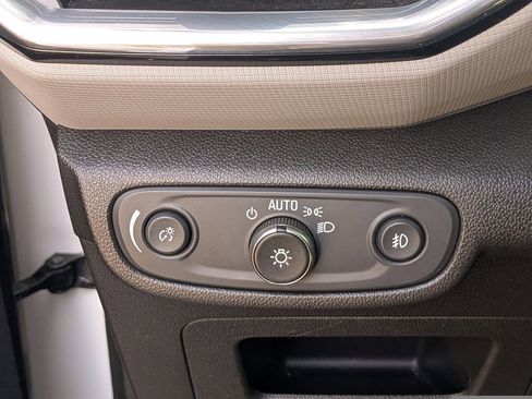 Used 2021 Chevrolet TrailBlazer LT image 22