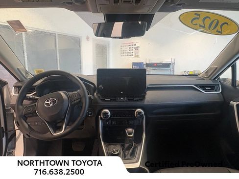 Used 2025 Toyota RAV4 XLE Premium w/ Weather Package AWD/4WD image 16