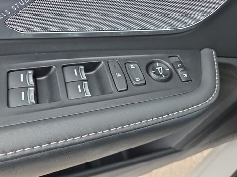 Certified 2023 Acura RDX FWD w/ Technology Package image 35