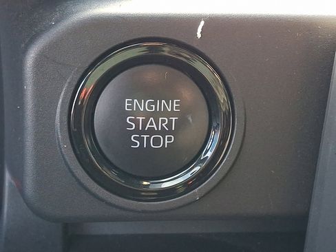 Used 2025 Toyota Tacoma SR5 image 25