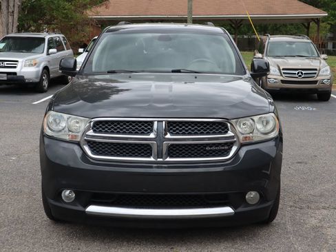 Used 2011 Dodge Durango Crew w/ Trailer Tow Group IV RWD image 2