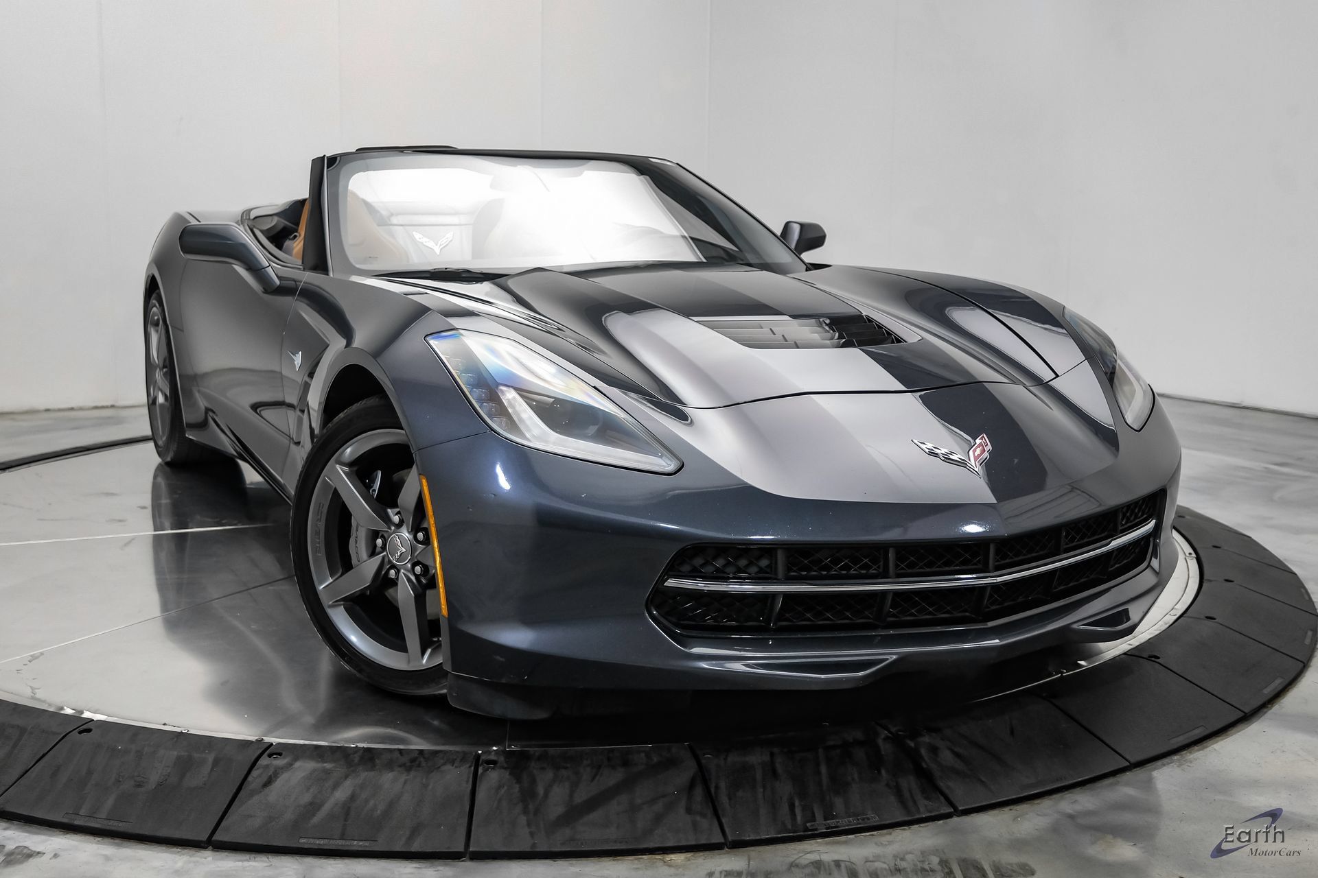 Used 2014 Chevrolet Corvette Stingray Convertible w/ 2LT Preferred Equipment Group RWD image 31