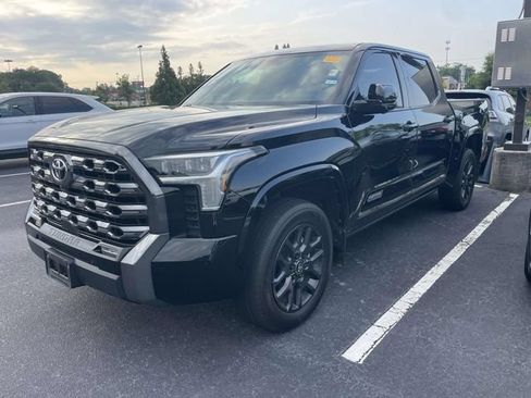 Used 2024 Toyota Tundra Platinum AWD/4WD image 7