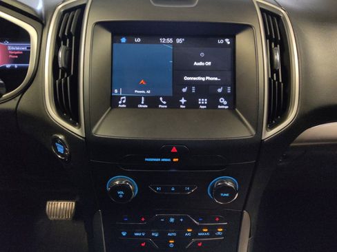 Used 2017 Ford Edge SEL w/ Equipment Group 201A AWD/4WD image 25