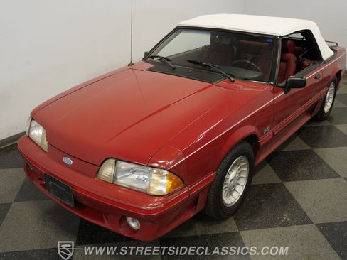 Used 1988 Ford Mustang GT image 38