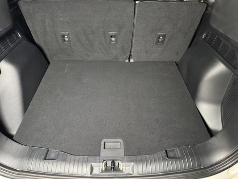 Used 2024 Ford Escape ST-Line w/ Tech Pack #1 AWD/4WD image 22