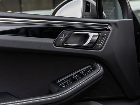 New 2026 Porsche Macan Turbo image 23