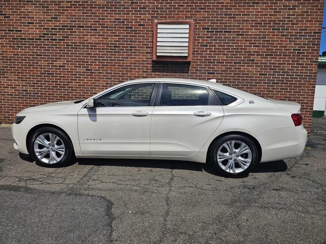 Used 2014 Chevrolet Impala LT w/ Convenience Package FWD image 1