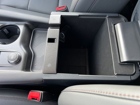 New 2026 Ford Explorer Active w/ Active Comfort Package image 20