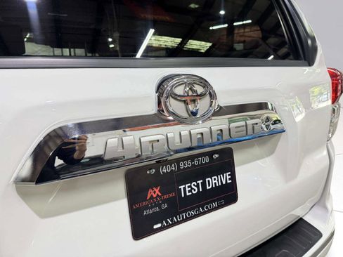 Used 2010 Toyota 4Runner Limited RWD image 16