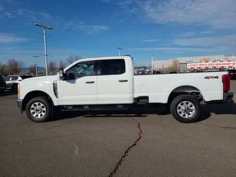 Used 2023 Ford F350 XLT image 11