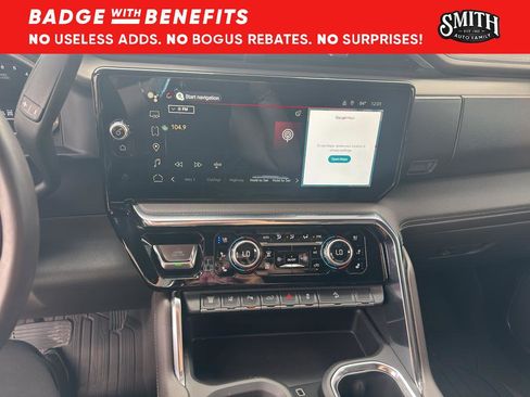 Used 2024 GMC Sierra 2500 Denali w/ Denali Reserve Package image 15