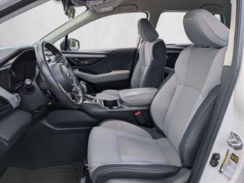 Used 2024 Subaru Outback Premium AWD/4WD image 15