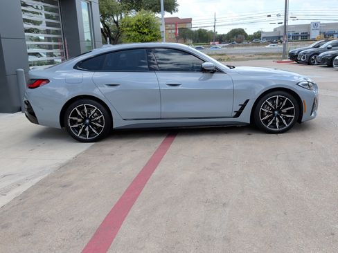 Used 2022 BMW i4 eDrive40 w/ M Sport Package RWD image 11