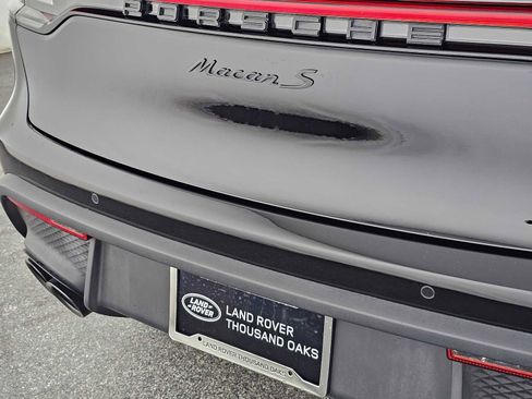 Used 2024 Porsche Macan S AWD/4WD image 13