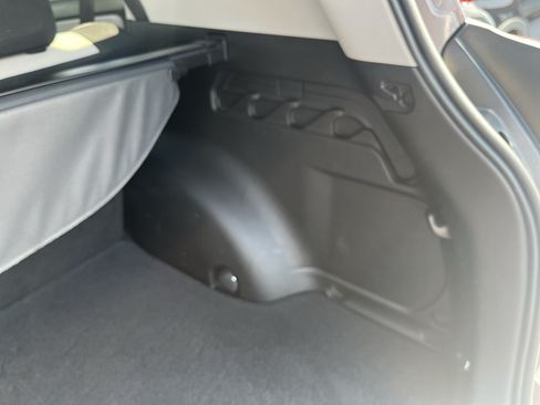 Used 2016 Toyota RAV4 XLE AWD/4WD image 37