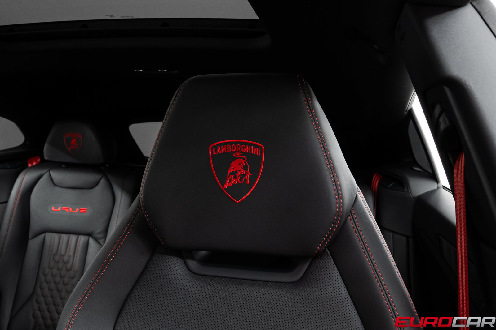 Used 2023 Lamborghini Urus Performante AWD/4WD image 47