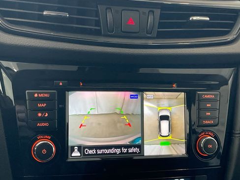 Used 2019 Nissan Rogue SL image 17