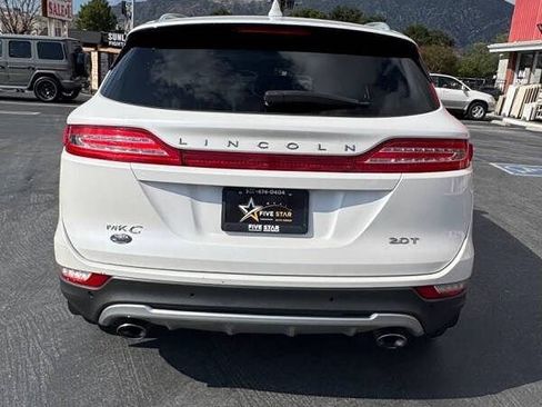 Used 2017 Lincoln MKC Select w/ Select Plus Package FWD image 10