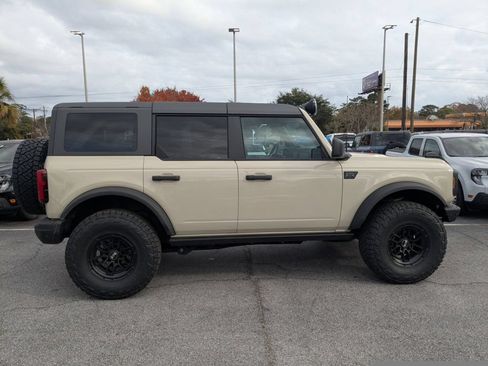 New 2025 Ford Bronco Big Bend w/ Black Diamond Package AWD/4WD image 3