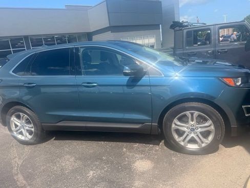 Used 2016 Ford Edge Titanium w/ Equipment Group 301A AWD/4WD image 2