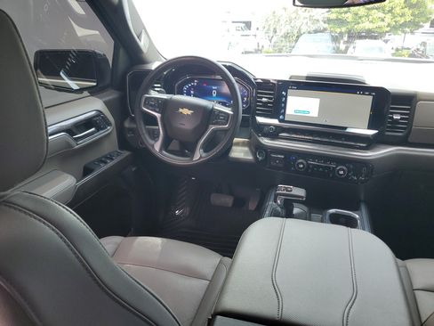 Used 2024 Chevrolet Silverado 1500 LTZ w/ LTZ Convenience Package II AWD/4WD image 15