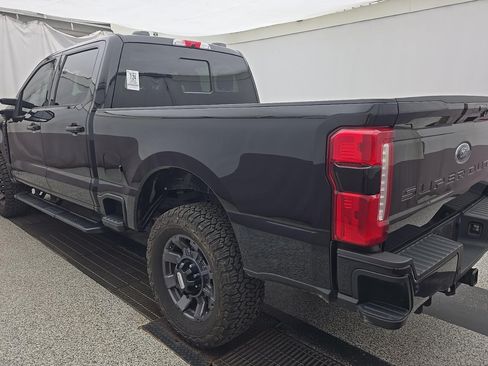 Used 2024 Ford F250 Lariat w/ Lariat Ultimate Package AWD/4WD image 6