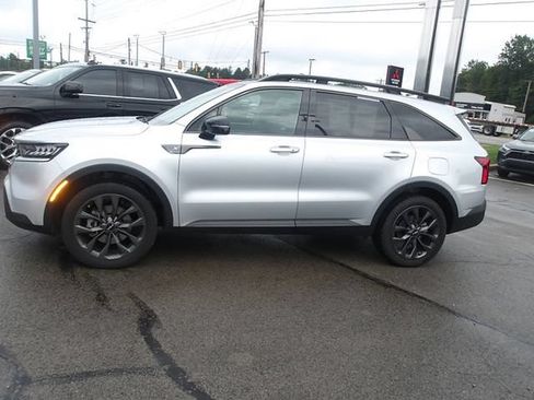 Used 2022 Kia Sorento X-Line EX AWD/4WD image 4